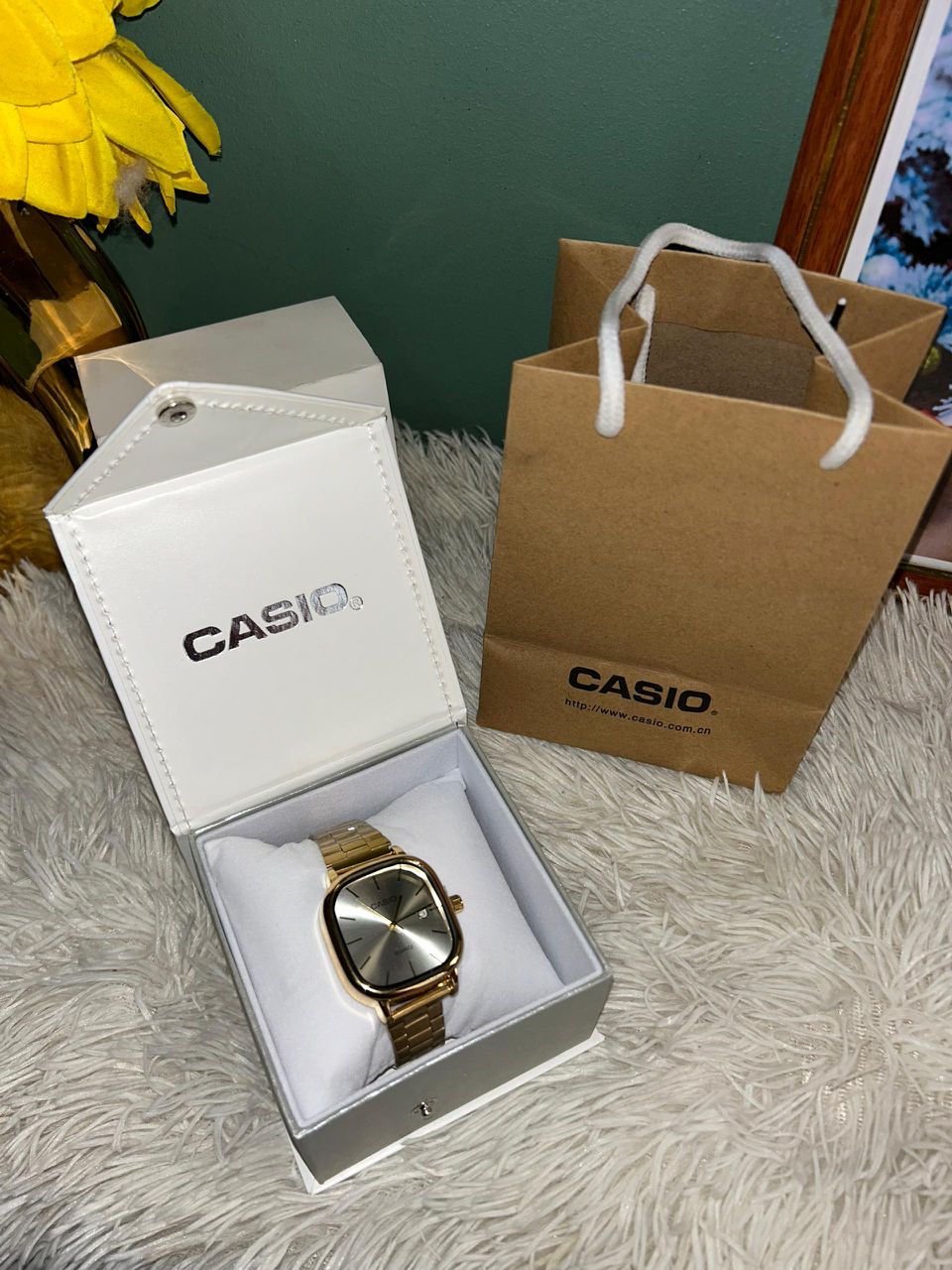 Montre Casio Dorée